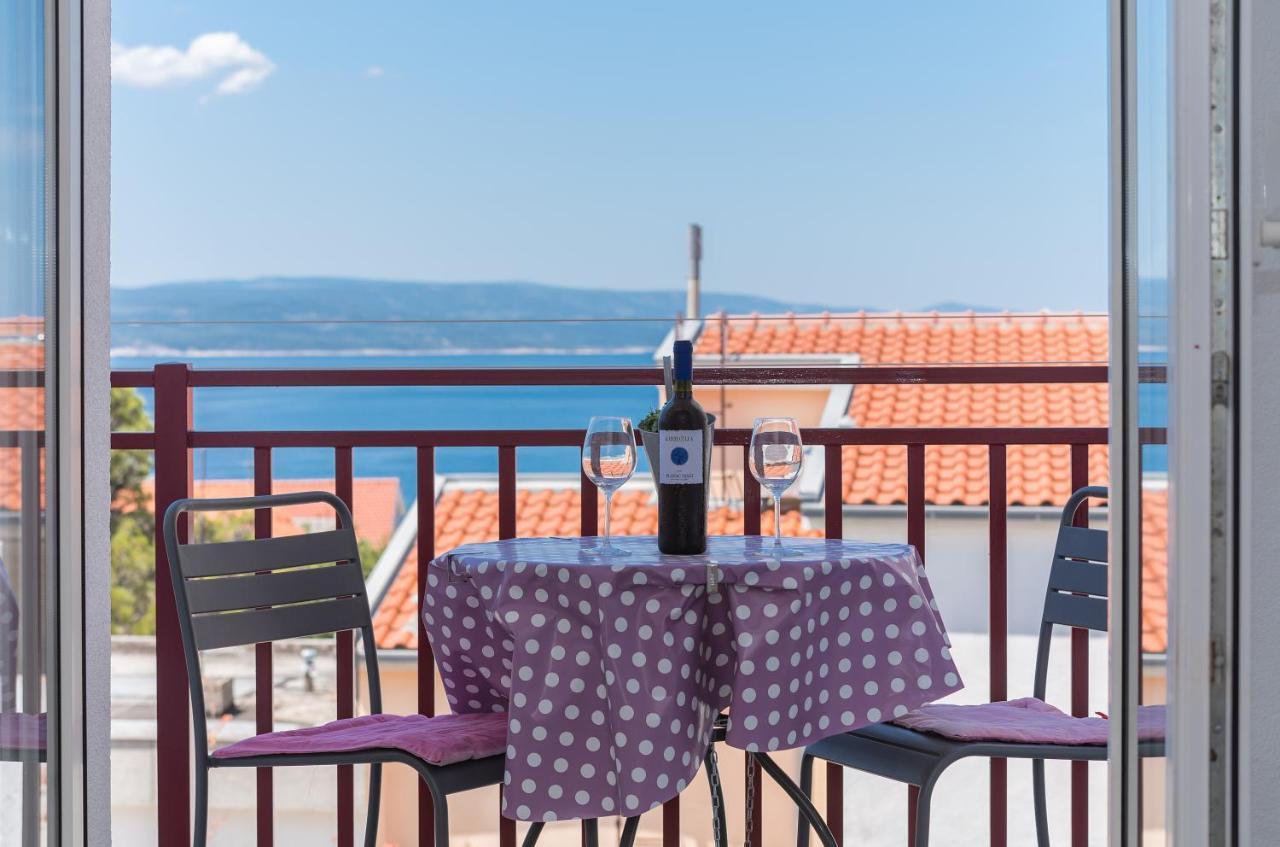 Apartmani Franko Baška Voda Buitenkant foto