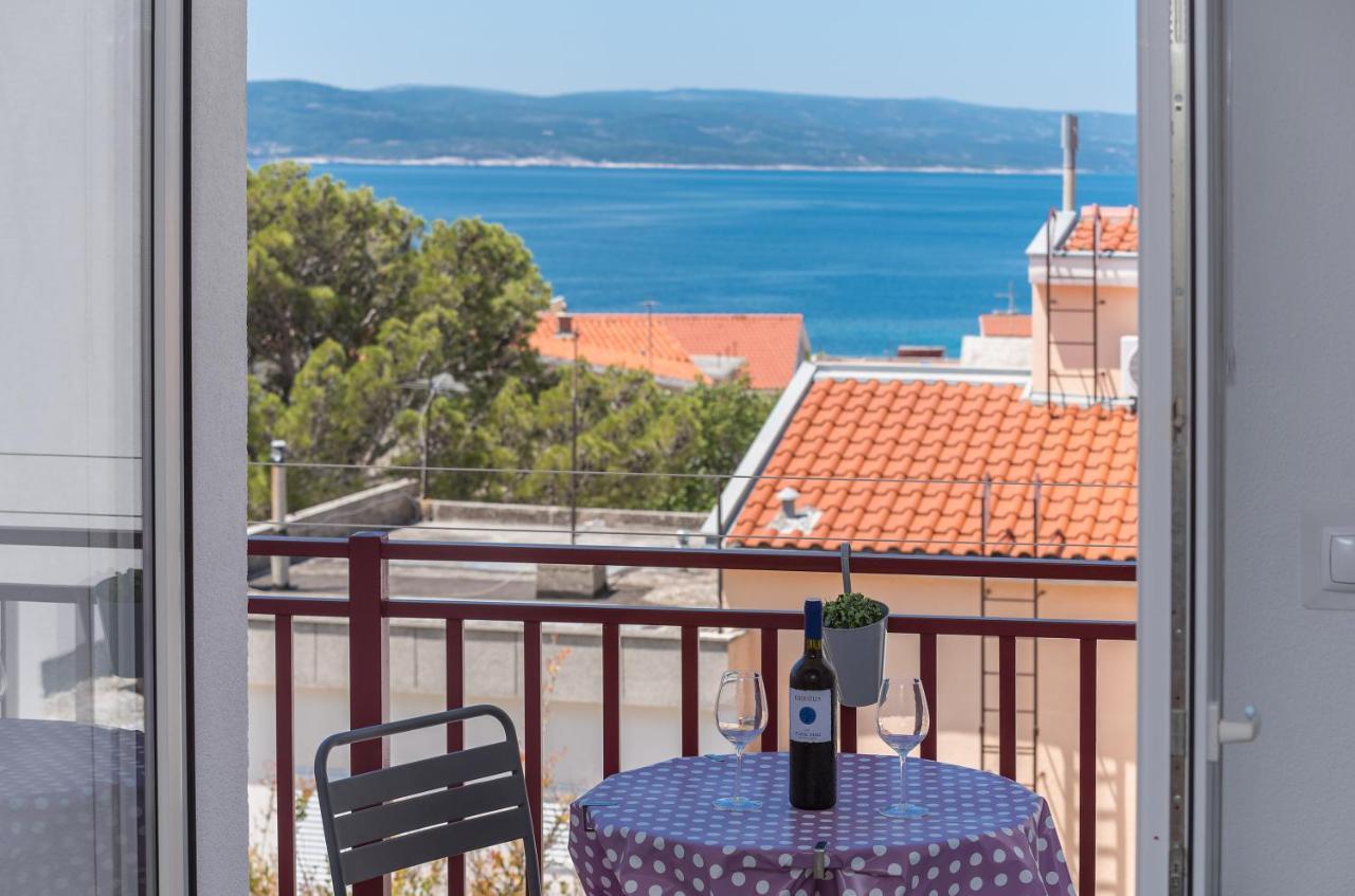 Apartmani Franko Baška Voda Buitenkant foto