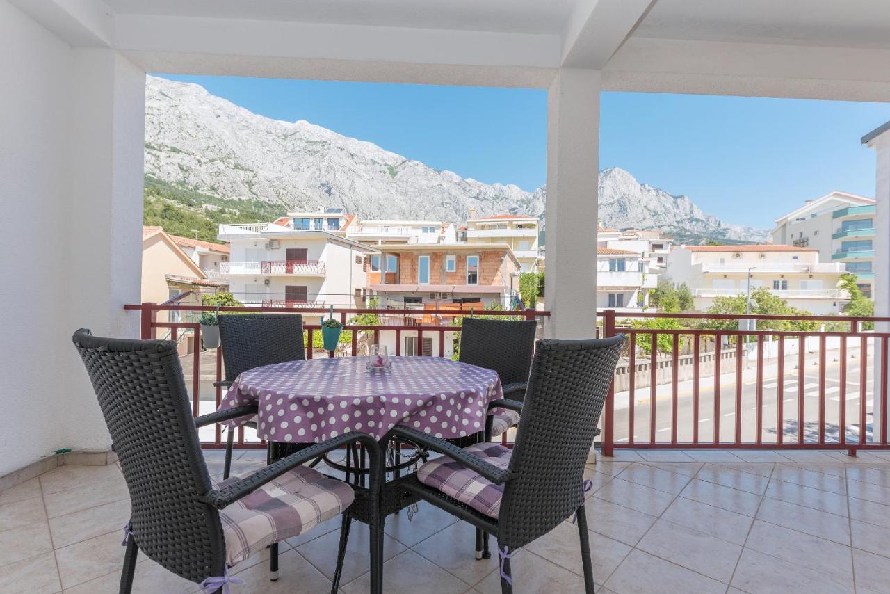 Apartmani Franko Baška Voda Buitenkant foto