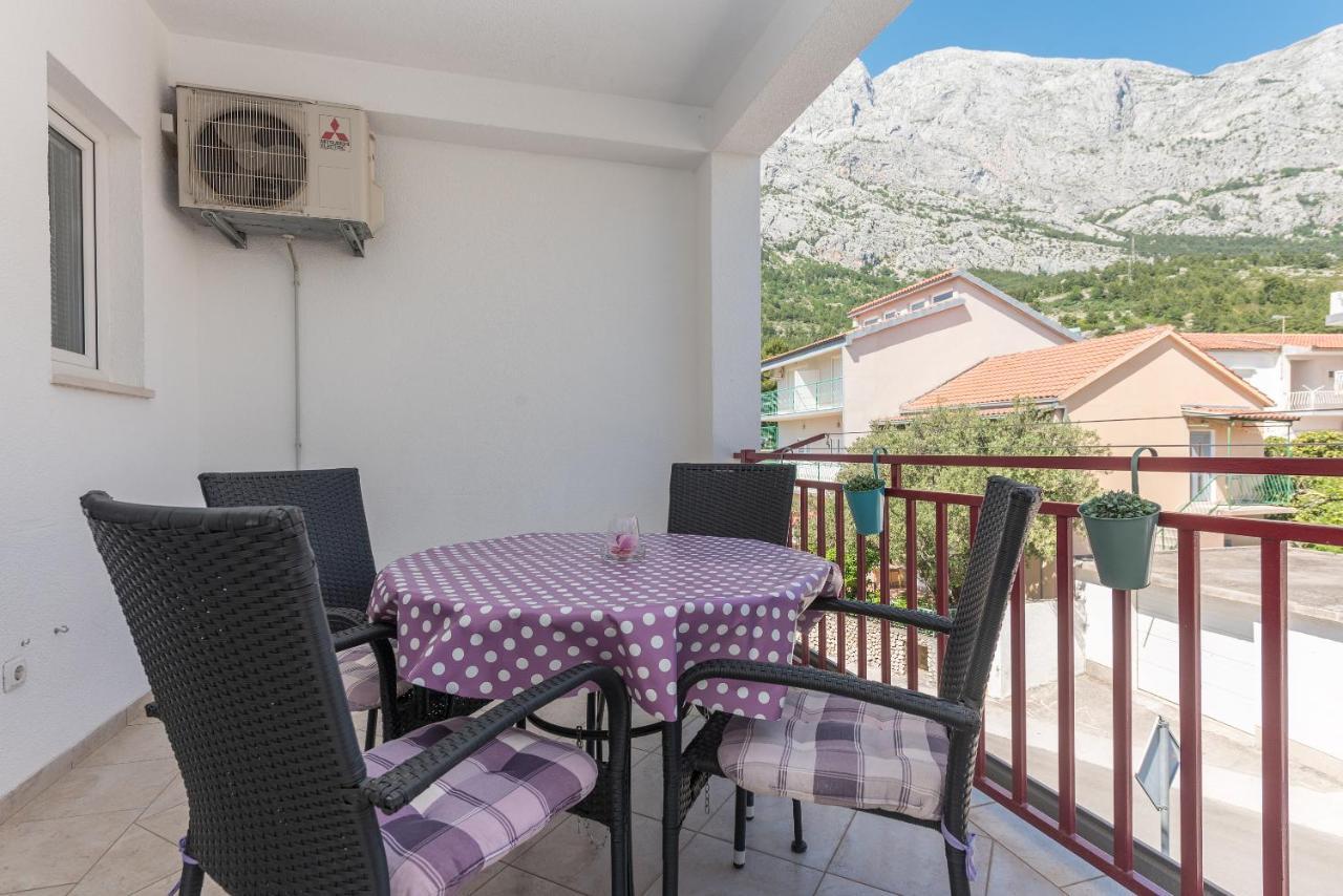 Apartmani Franko Baška Voda Buitenkant foto